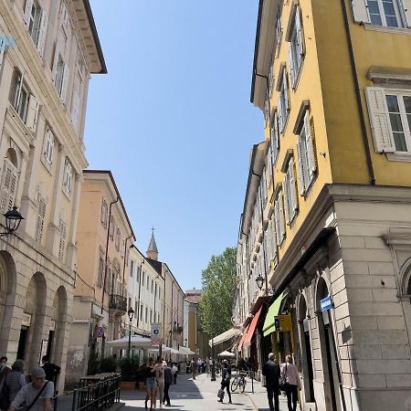 Cavana 3 Tirabora Short Rent Apartamento Trieste Exterior foto