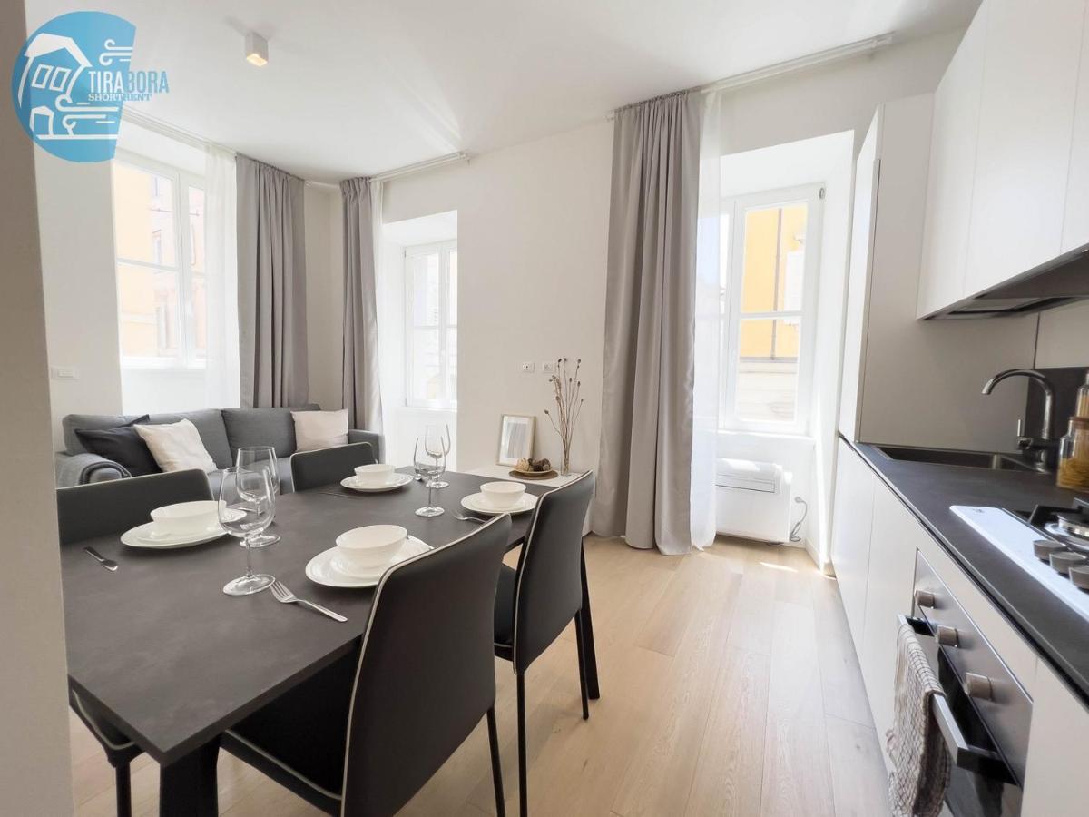 Cavana 3 Tirabora Short Rent Apartamento Trieste Exterior foto