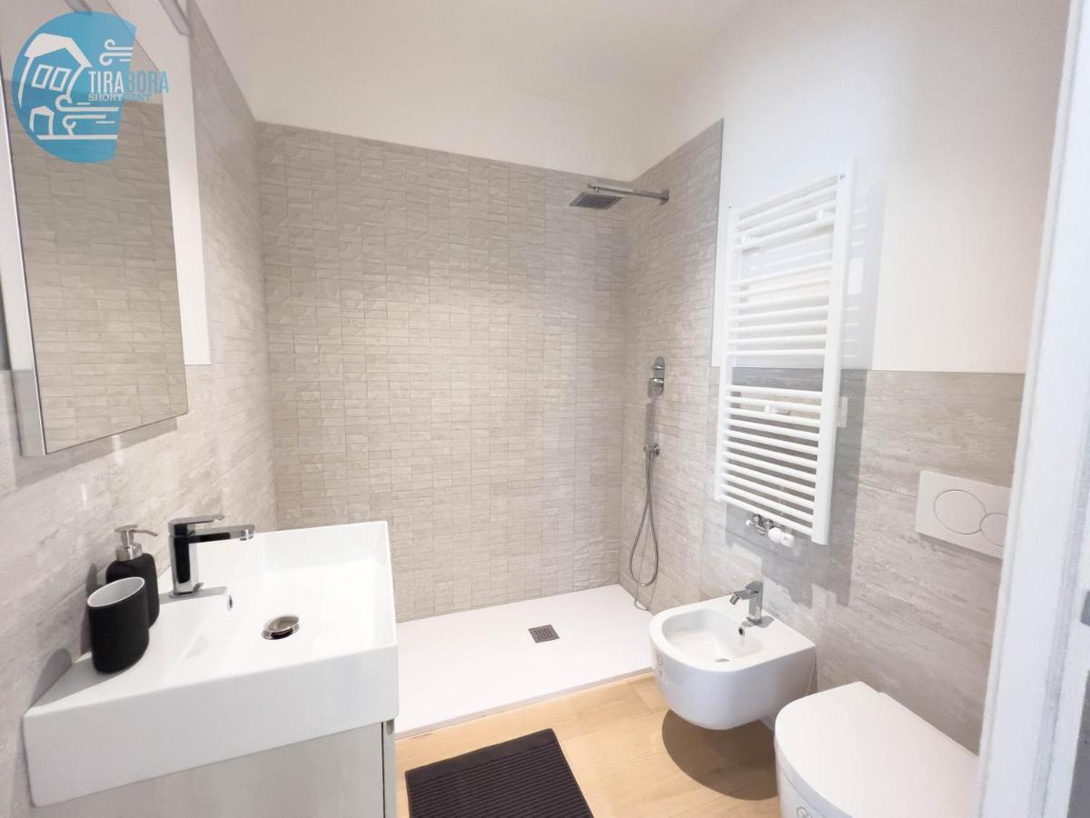 Cavana 3 Tirabora Short Rent Apartamento Trieste Exterior foto